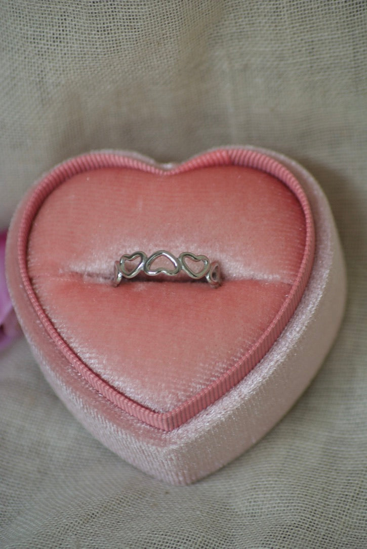 Hartjesrij ring