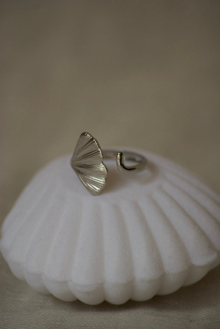 Schelp detail ring
