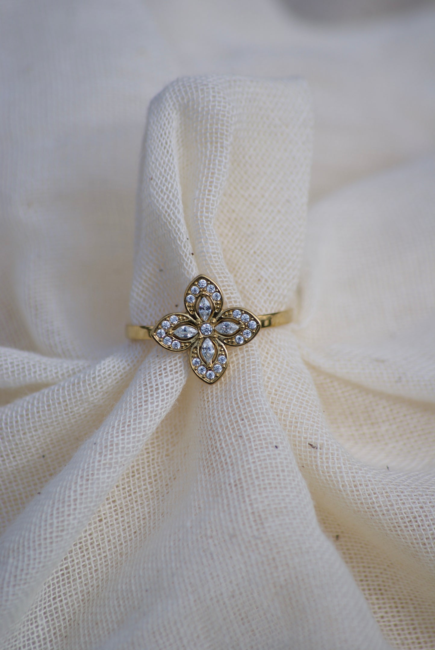 Crystal Clover Ring