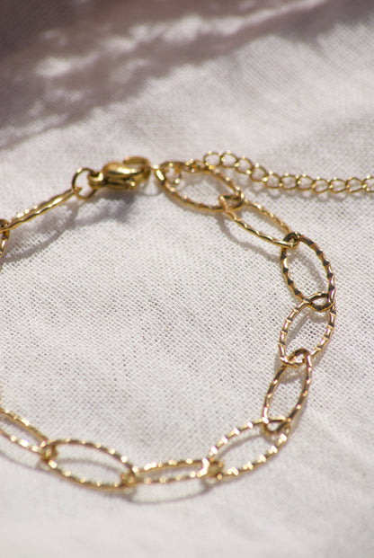 Golden Link Bracelet