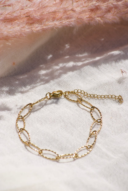Golden Link Bracelet