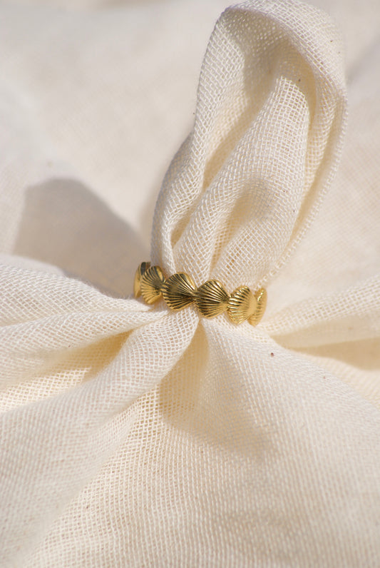 Tiny Shells Ring