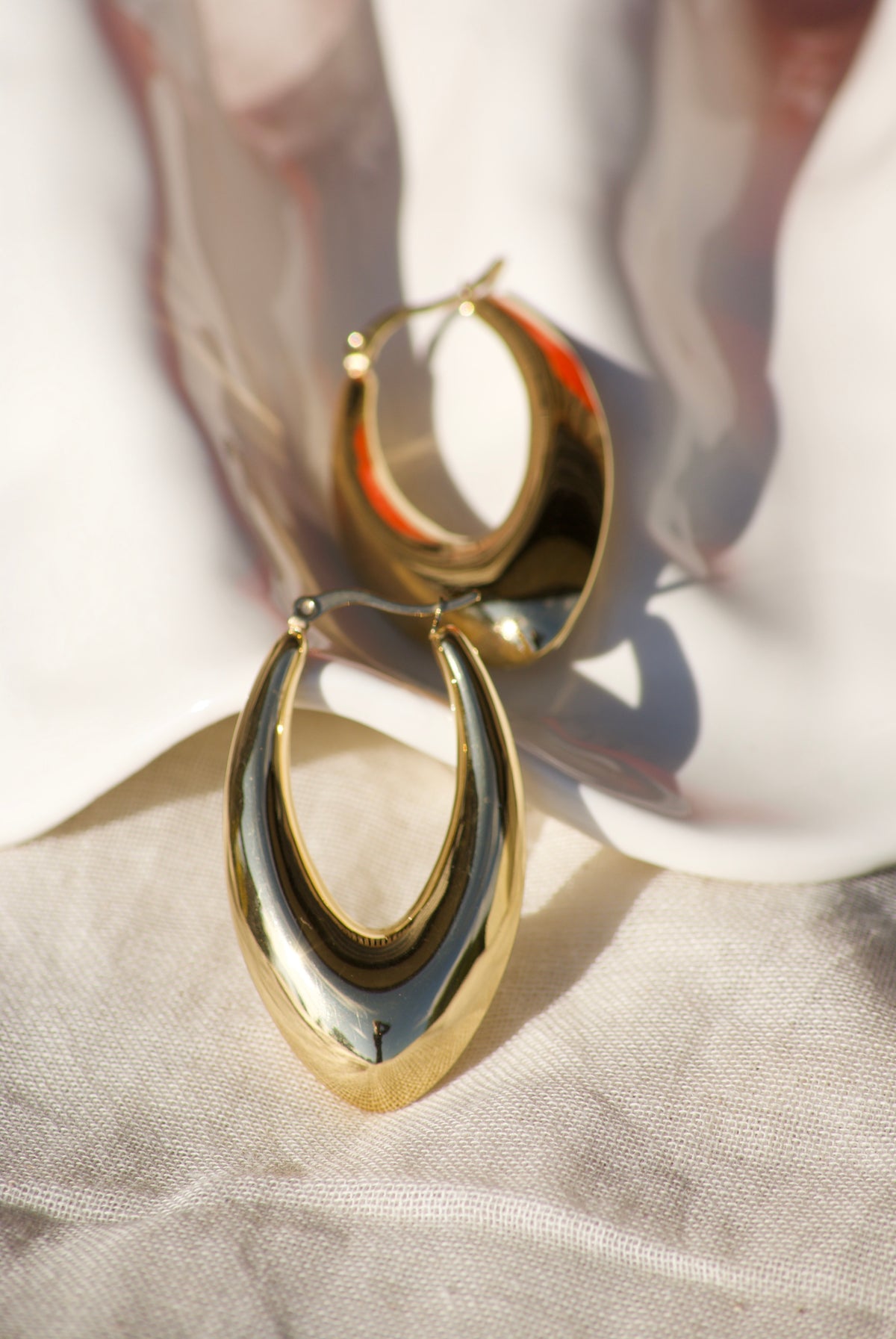 Oval earrings