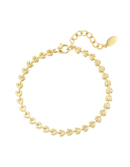 Kleine geschakelde hartjes armband