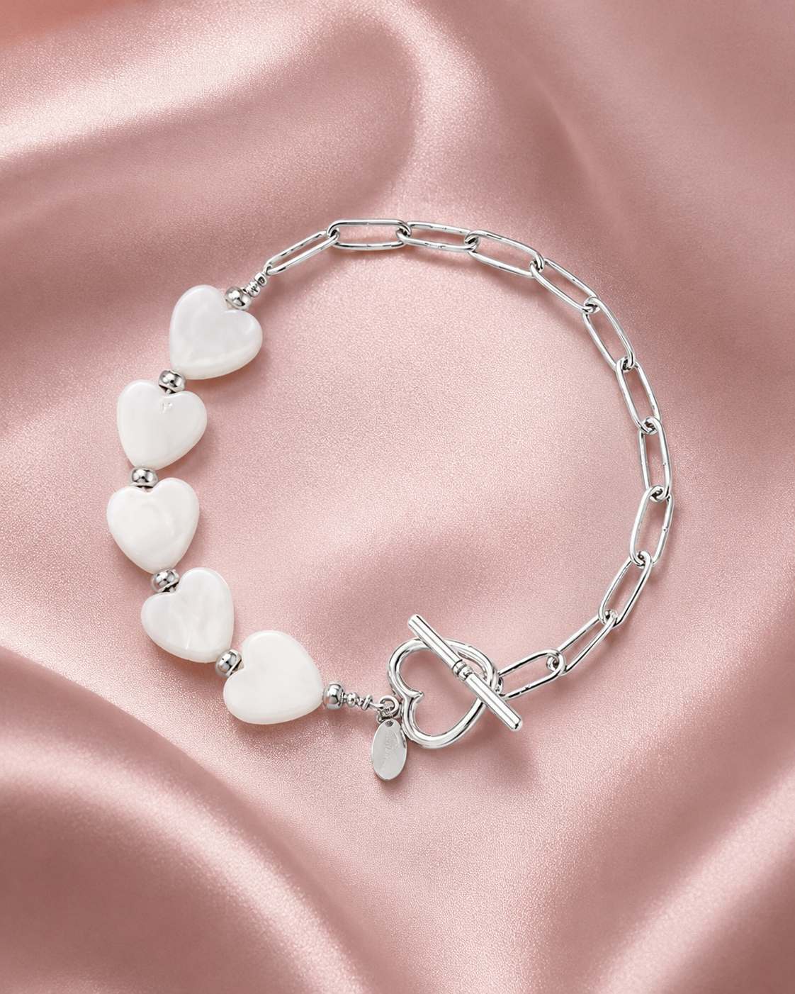 Hartjes schelpen armband